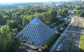 Piramida Park Hotel & Wellness